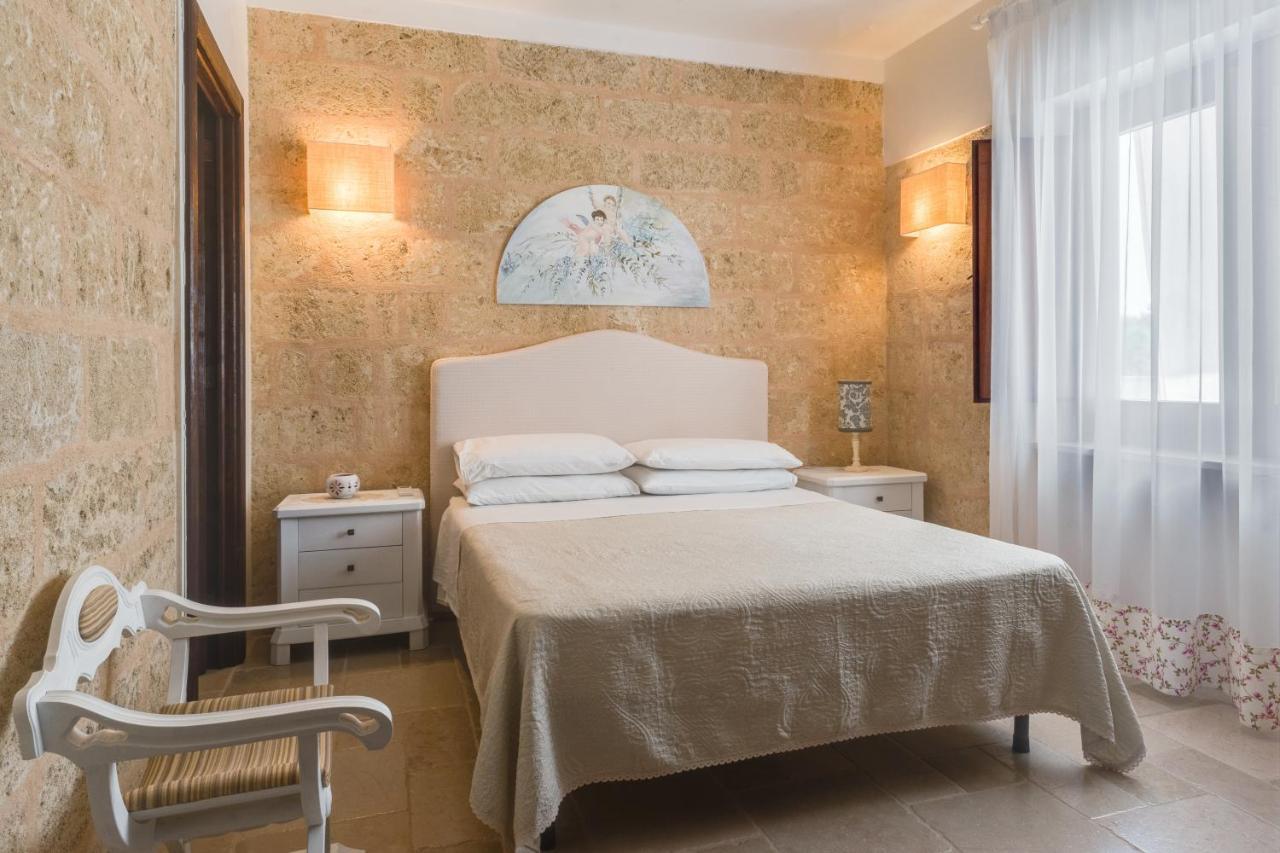 Le Lantane - Luxury Rooms Алессано Экстерьер фото
